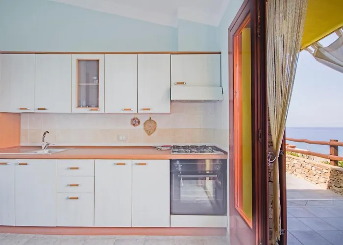 La Dolce Casa Di Luisa - Costa - Super Vista Mare- 400 Metri Al Mare- Pistis Free Wifi Iunq0644-q0646-q5993-q0647 *