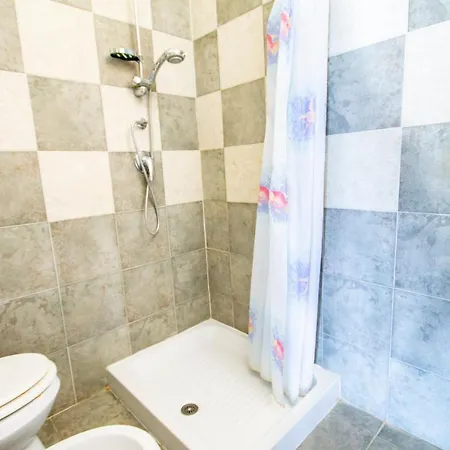 La Dolce Casa Di Luisa - Costa - Super Vista Mare- 400 Metri Al Mare- Pistis Free Wifi Iunq0644-q0646-q5993-q0647 * טורה דיי קורסרי