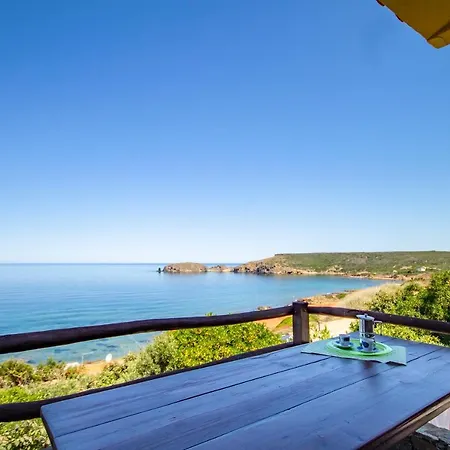 Holiday home La Dolce Casa Di Luisa: Beachfront Retreat With Sea Views