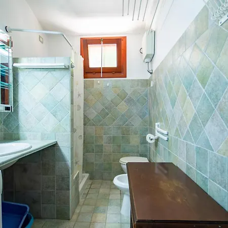 La Dolce Casa Di Luisa: Beachfront Retreat With Sea Views Torre dei Corsari