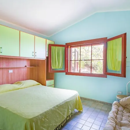 La Dolce Casa Di Luisa: Beachfront Retreat With Sea Views * Torre dei Corsari